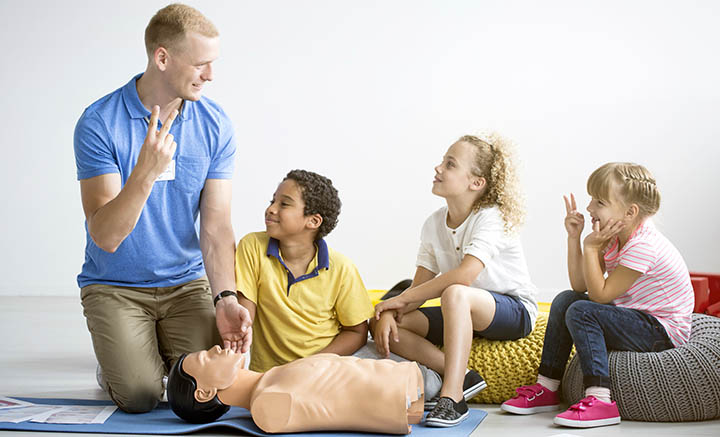 Why Kids Should Learn CPR Too | Pharmacy ITK